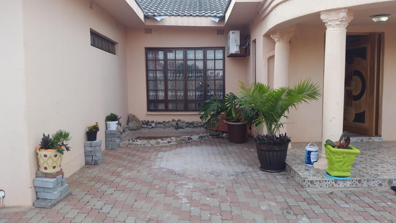 Tintech Bed & Breakfast Φράνσισταουν Εξωτερικό φωτογραφία